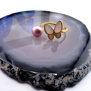 Genuine Freshwater Pearl Adjustable Butterfly Ring